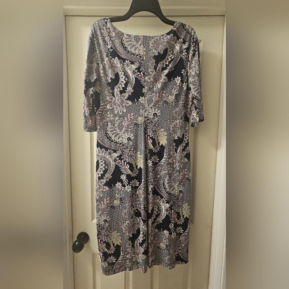 Connected Apparel Size 16 Dress. - Picture 2 of 4